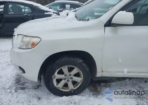 2010 Toyota Highlander Base V6 z USA, uszkodzony, nr VIN JTEBK3EH3A2165691